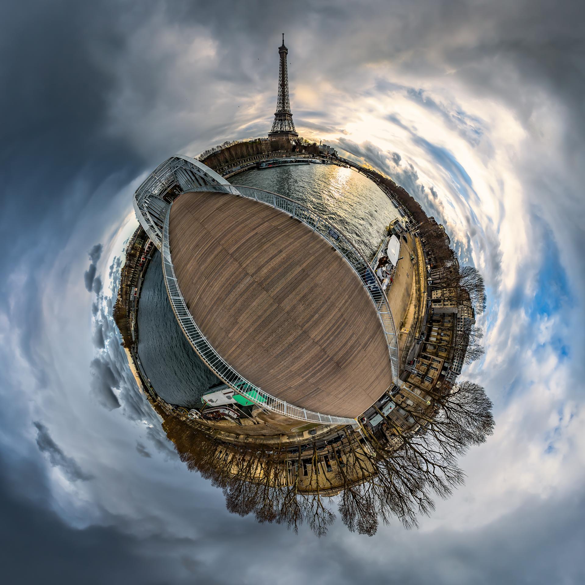 New York Photography Awards Winner - Tiny Planet-sur-Seine