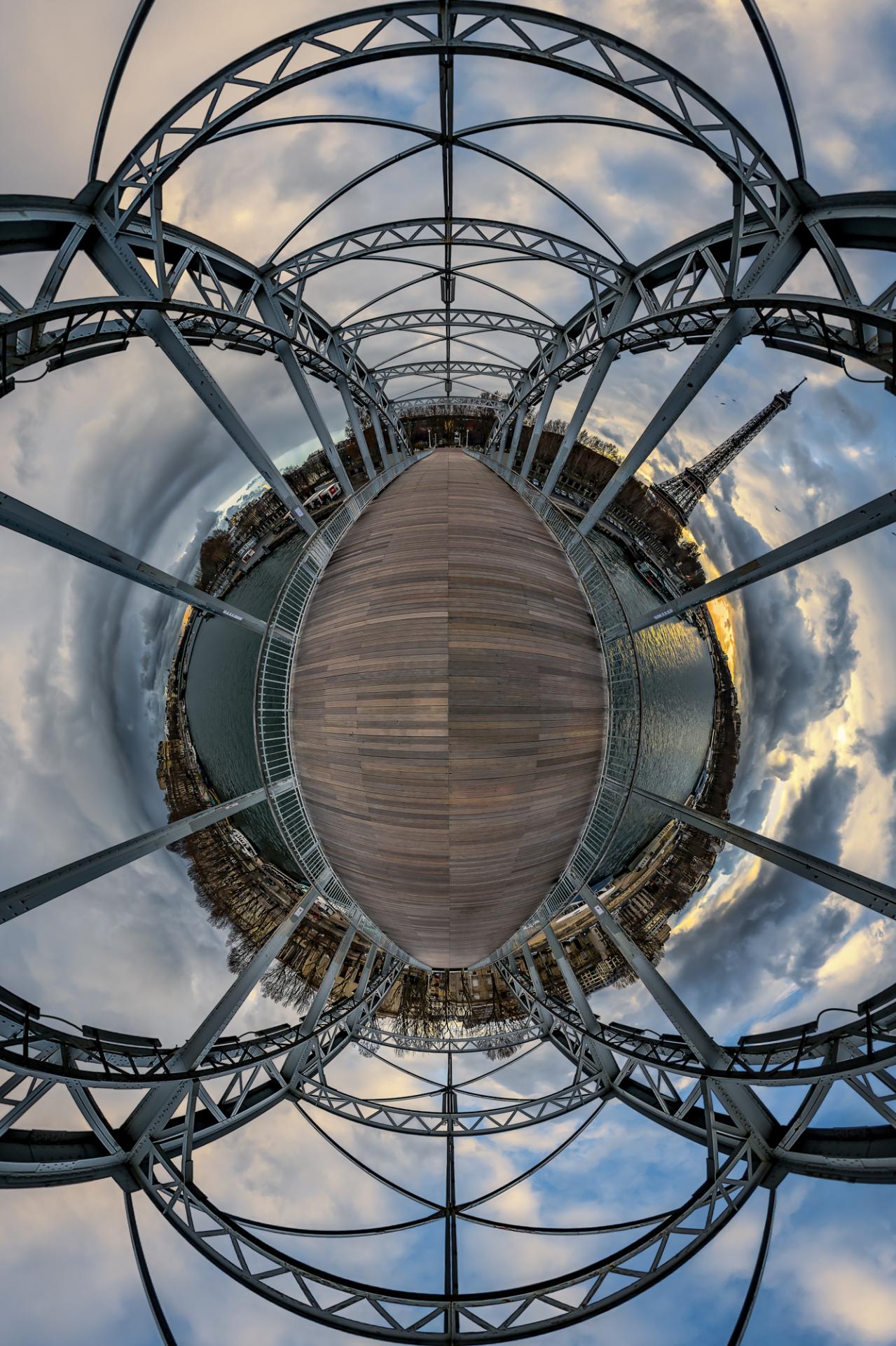 New York Photography Awards Winner - Tiny Planet-sur-Seine