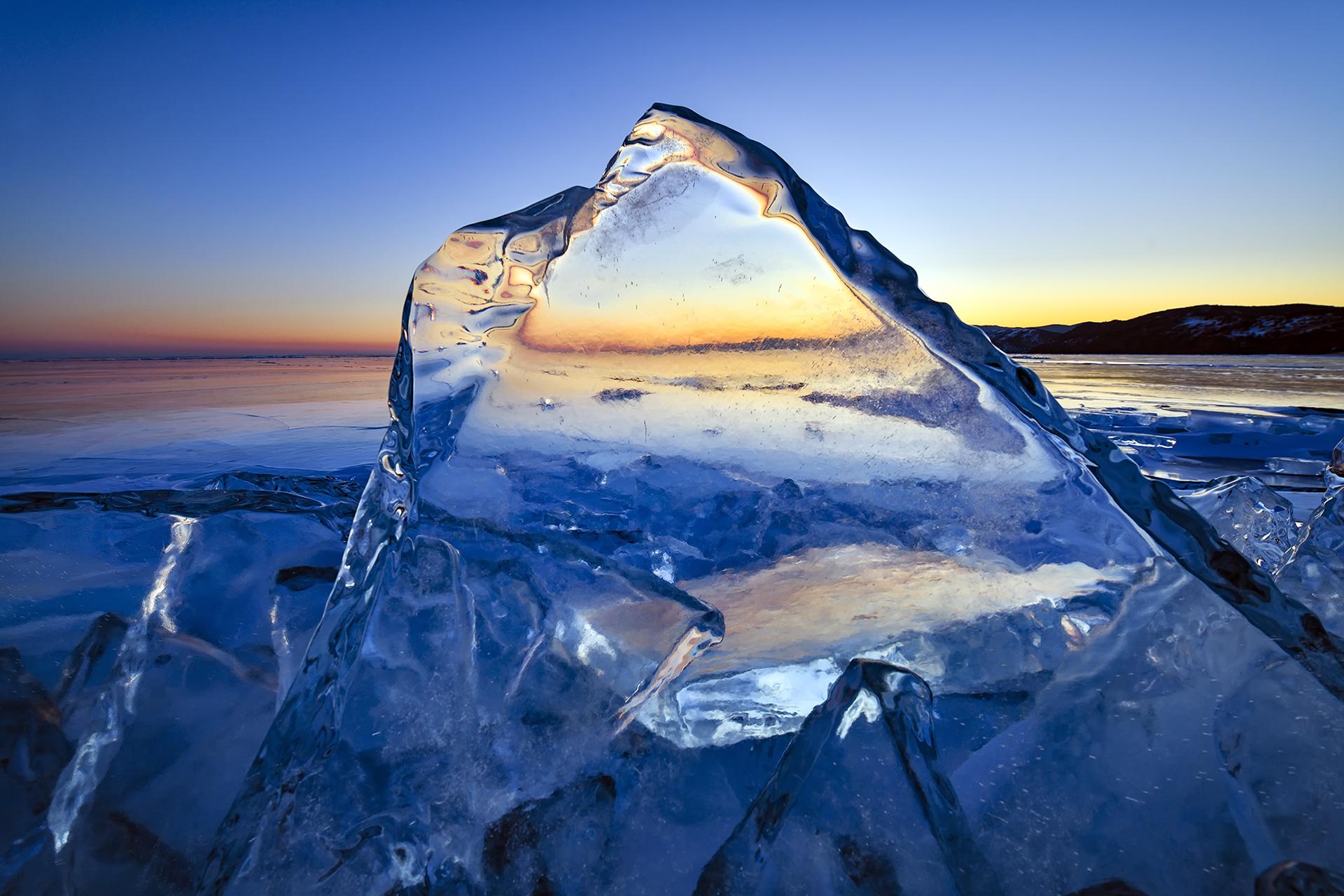 New York Photography Awards Winner - Wonderful moment of Lake Baikal