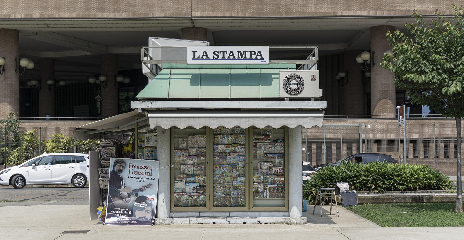 New York Photography Awards Winner - Italian newsstand