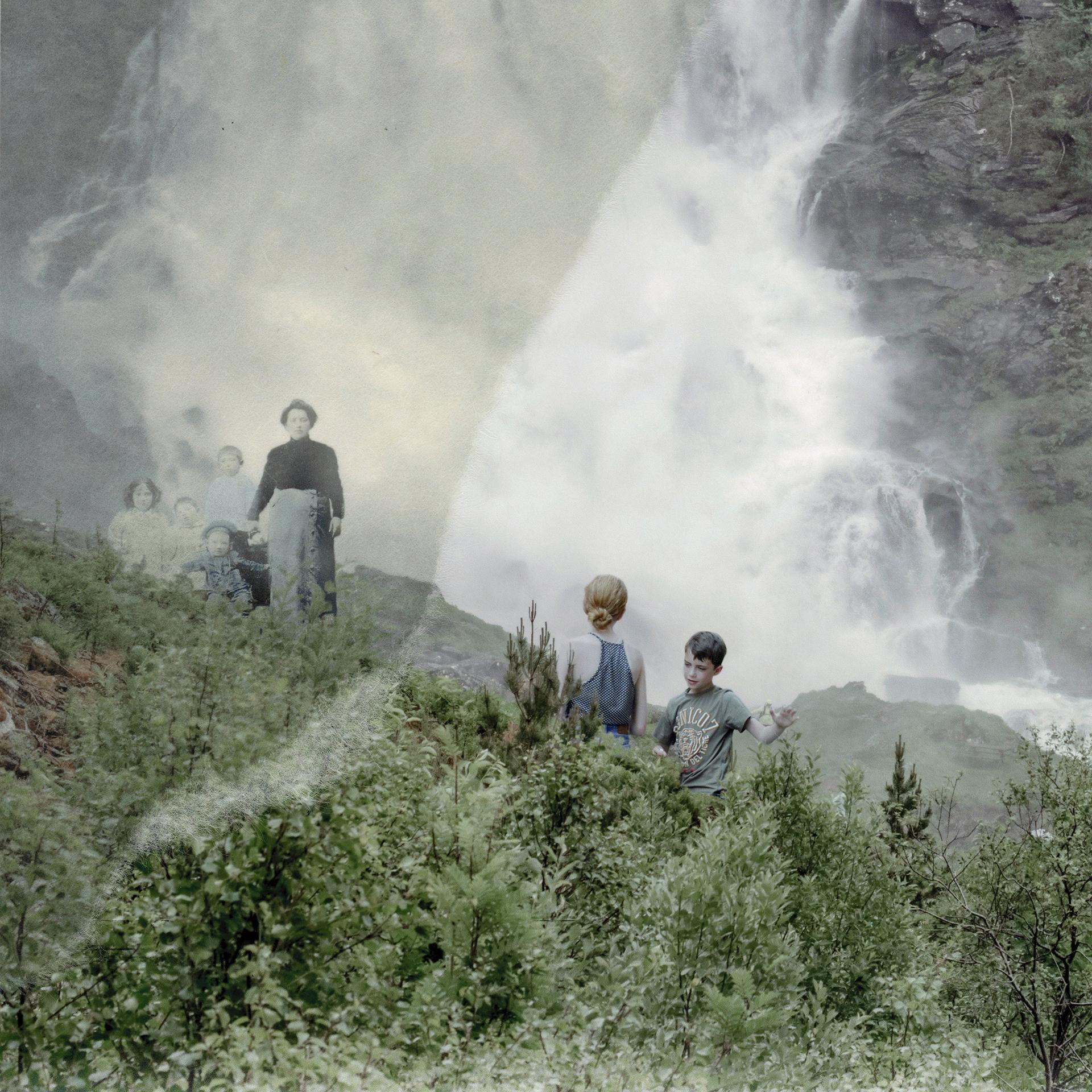 New York Photography Awards Winner - The Persistence of Family