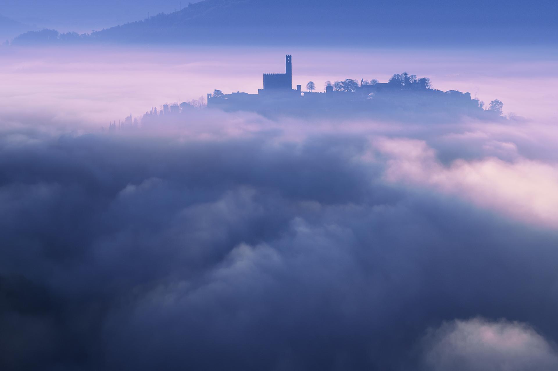 New York Photography Awards Winner - Castle in the Mist