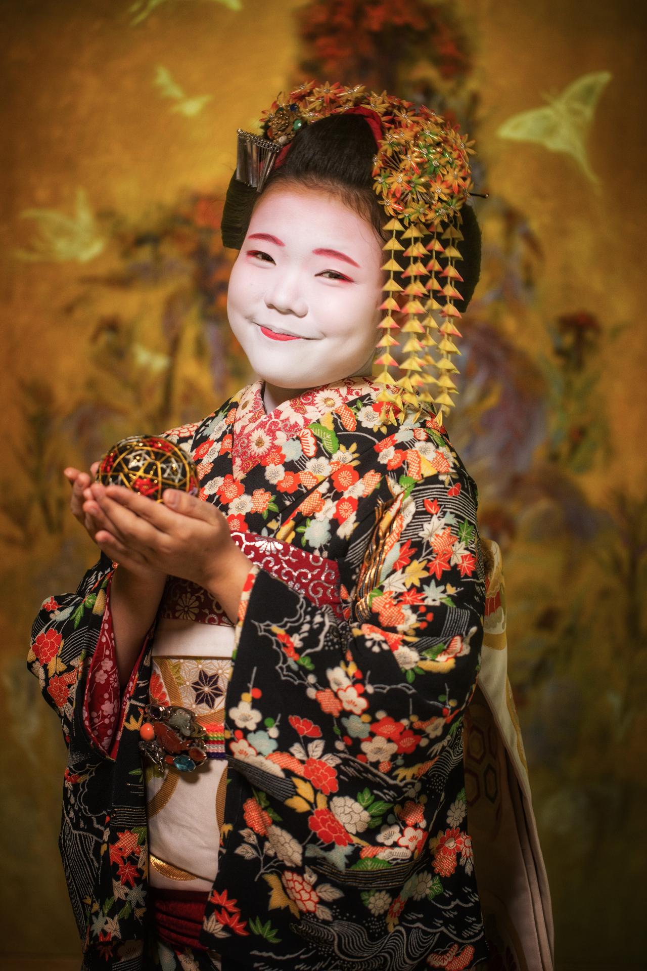 New York Photography Awards Winner - Becoming A Geisha