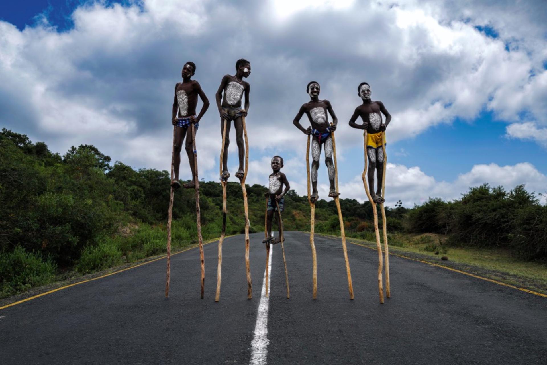 New York Photography Awards Winner - Kids on stilts