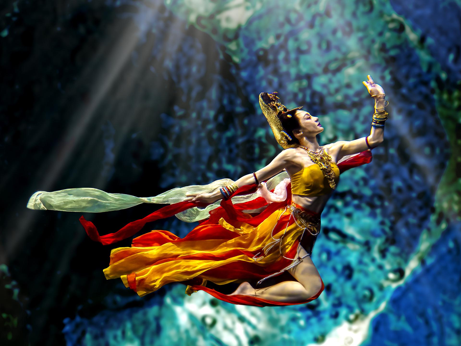 New York Photography Awards Winner - Flying Goddess in the water 1