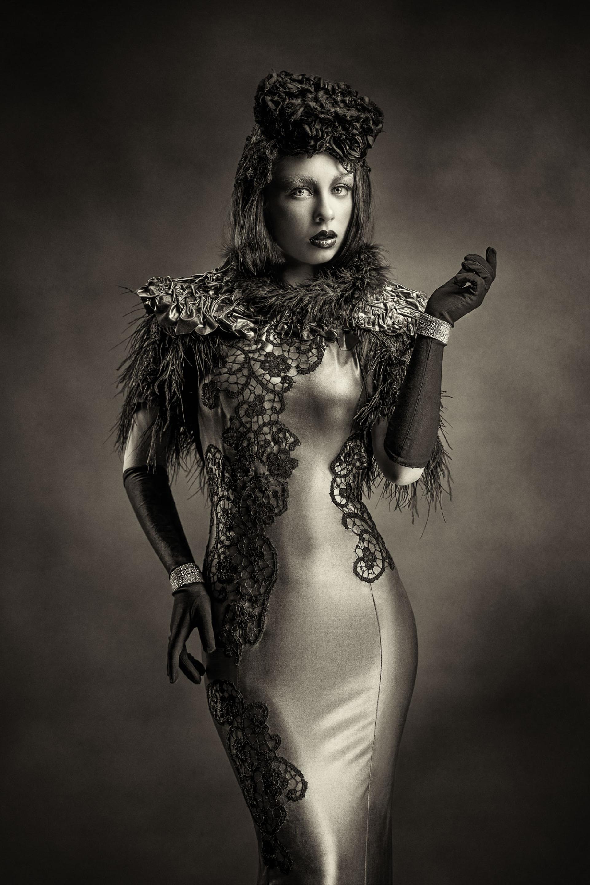 New York Photography Awards Winner - Sombra de Glamour