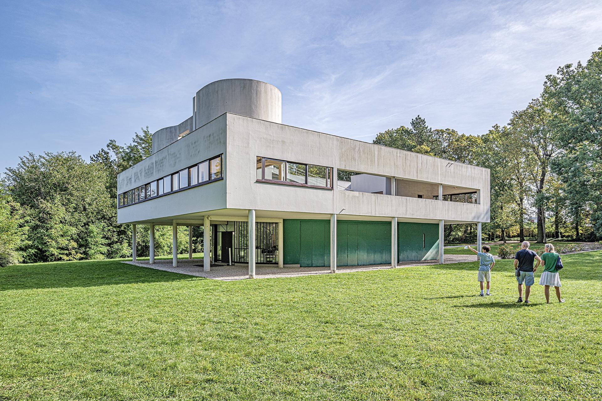 New York Photography Awards Winner - Admiring Villa Savoye