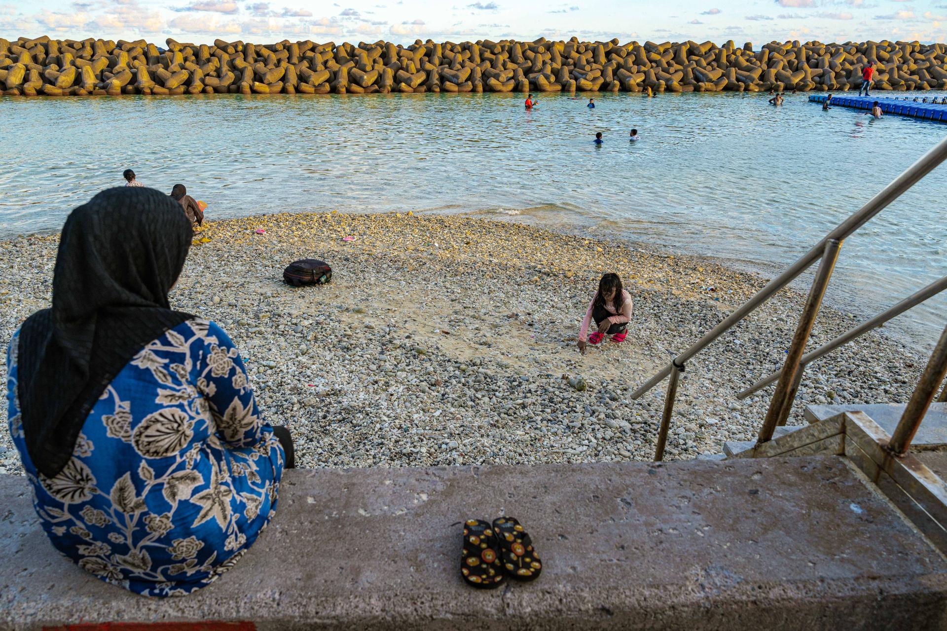 New York Photography Awards Winner - The unspoken truth of Maldives