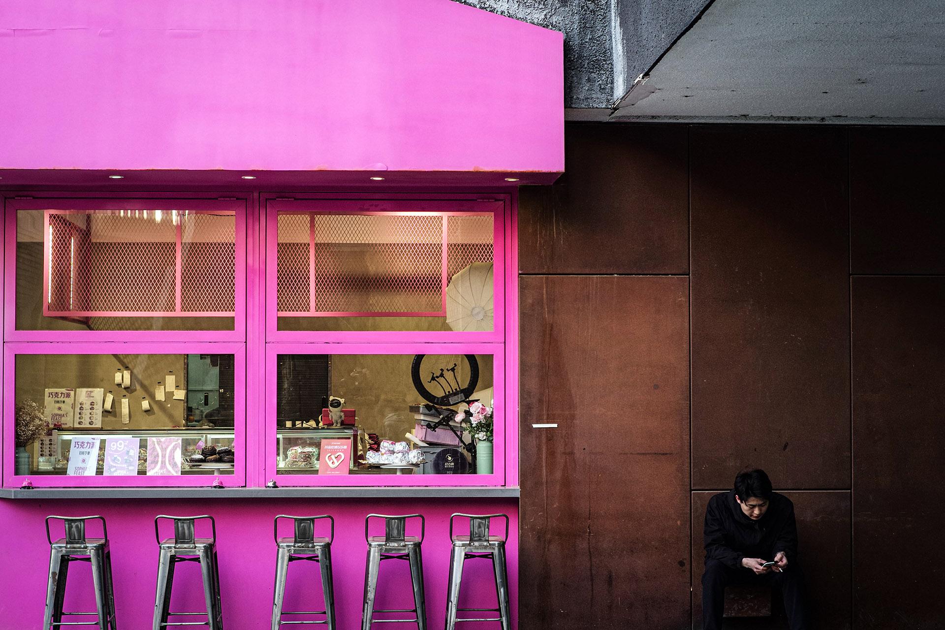 New York Photography Awards Winner - Waiting for Business