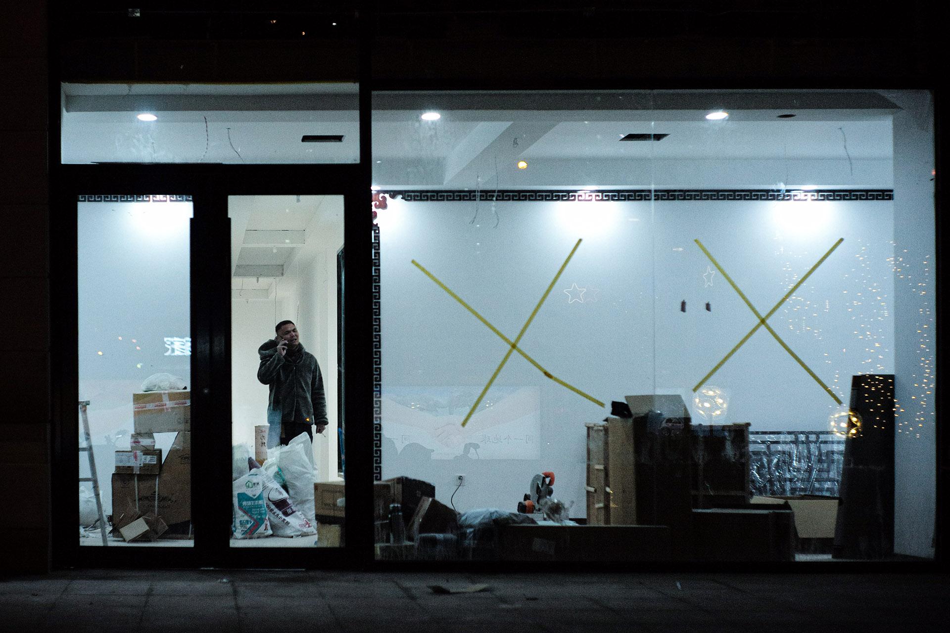 New York Photography Awards Winner - Waiting for Business