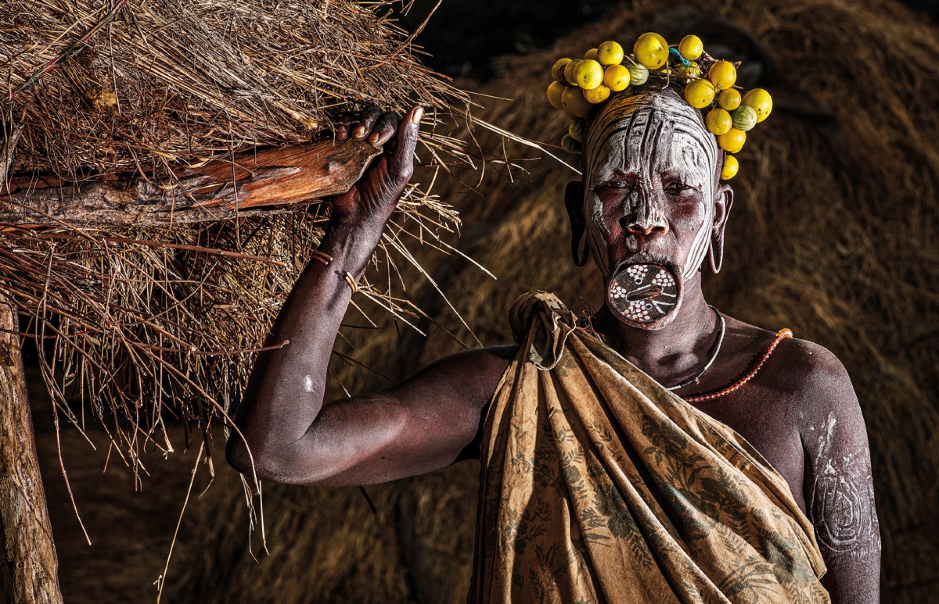 New York Photography Awards Winner - Lip Plate Lady