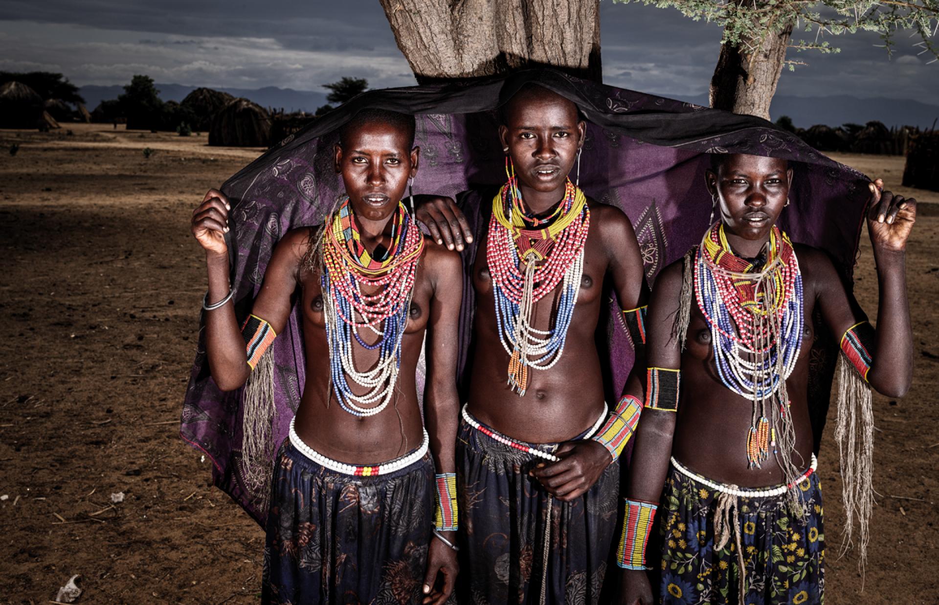 New York Photography Awards Winner - Beautiful Arbore Girls