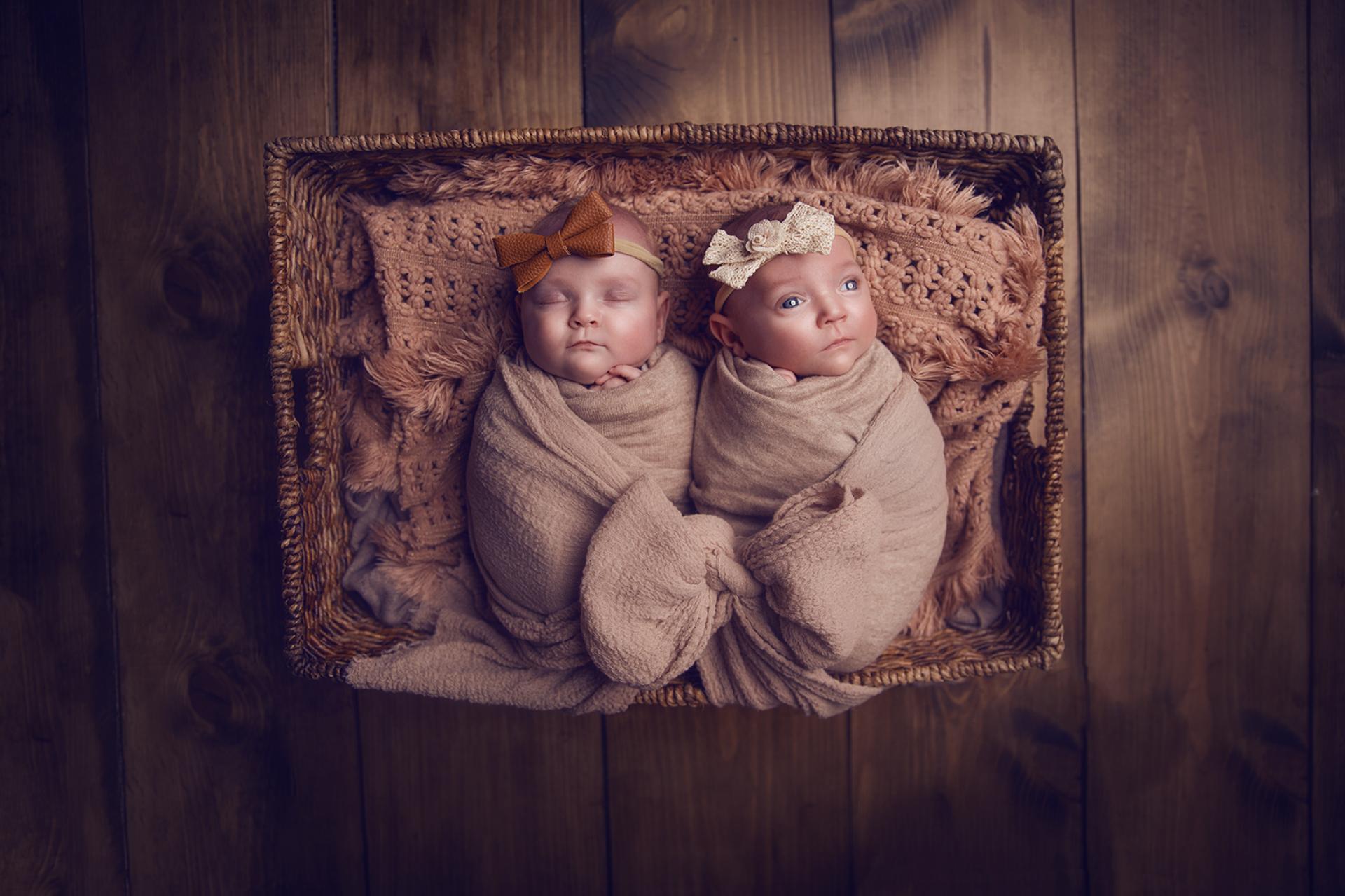 New York Photography Awards Winner - SISTERS LOVE FOREVER