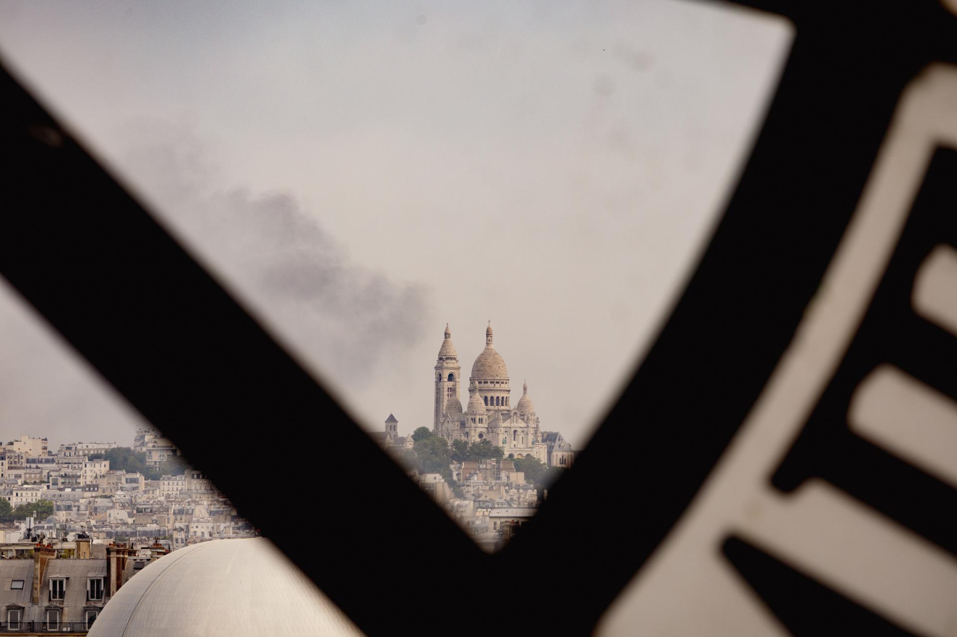 New York Photography Awards Winner - Looking Through Time