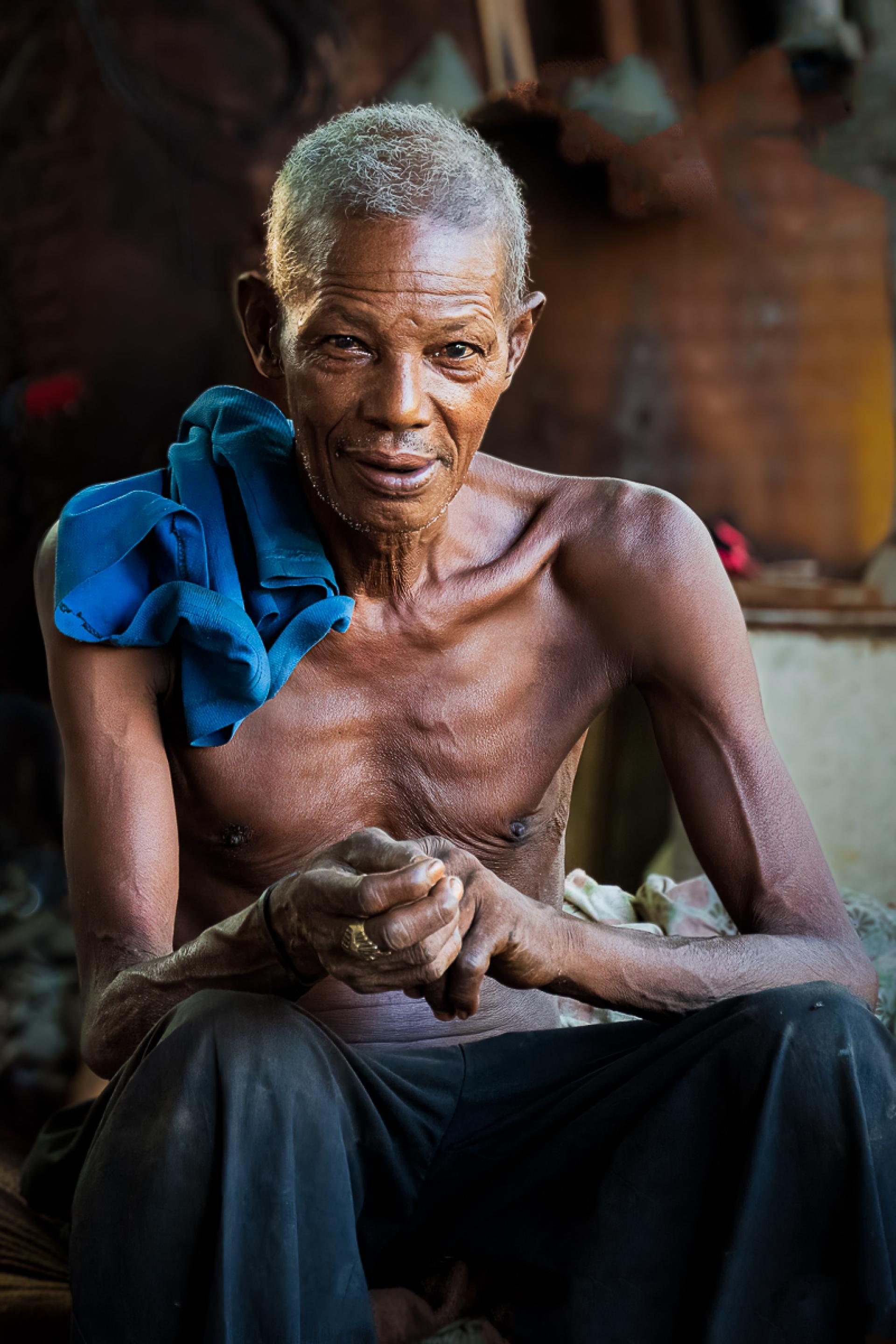 New York Photography Awards Winner - Elderly Gentleman in Havana's Casa Blanca
