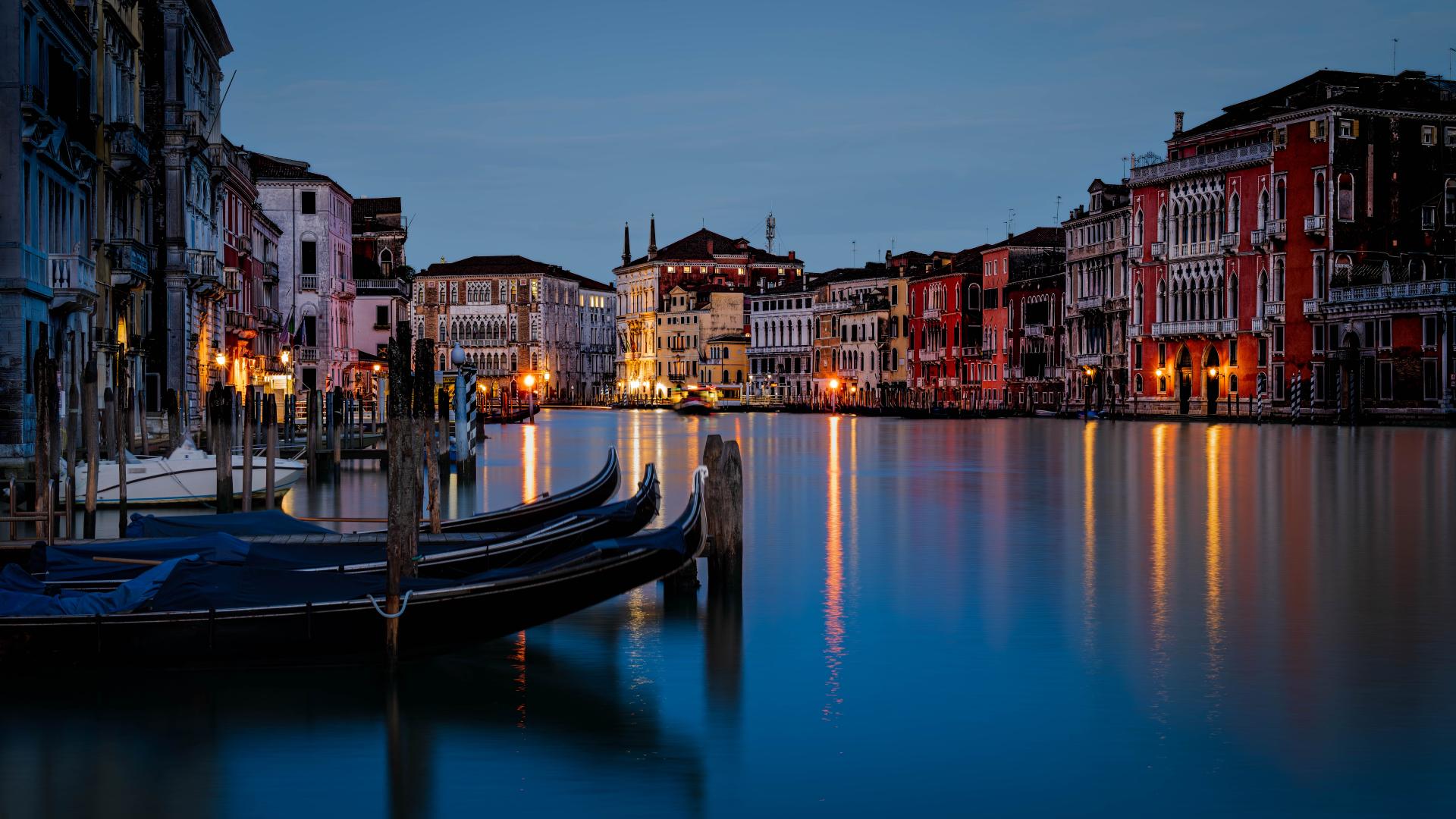 New York Photography Awards Winner - Grand Canal During Morning Blue Hour