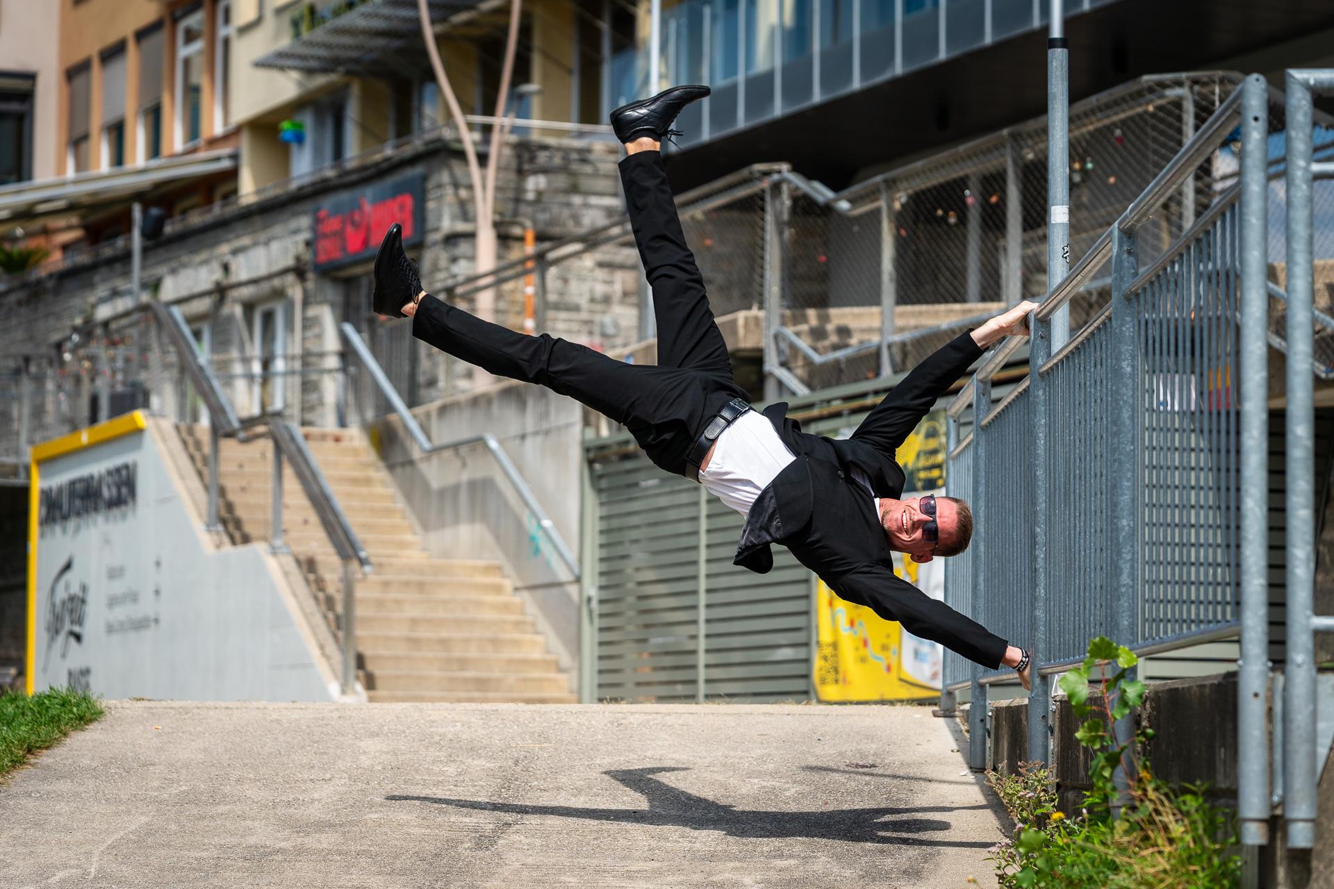 New York Photography Awards Winner - street workout in a business suit