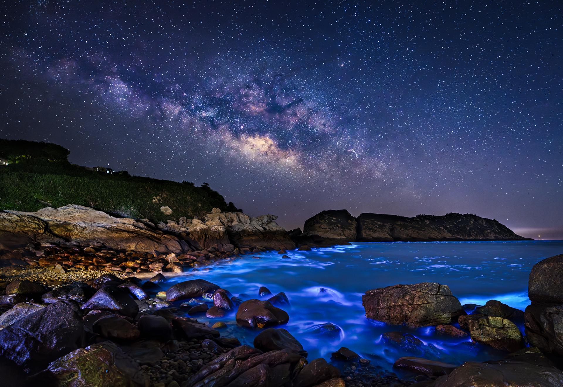 New York Photography Awards Winner - The Blue Tears Beneath the Milky Way