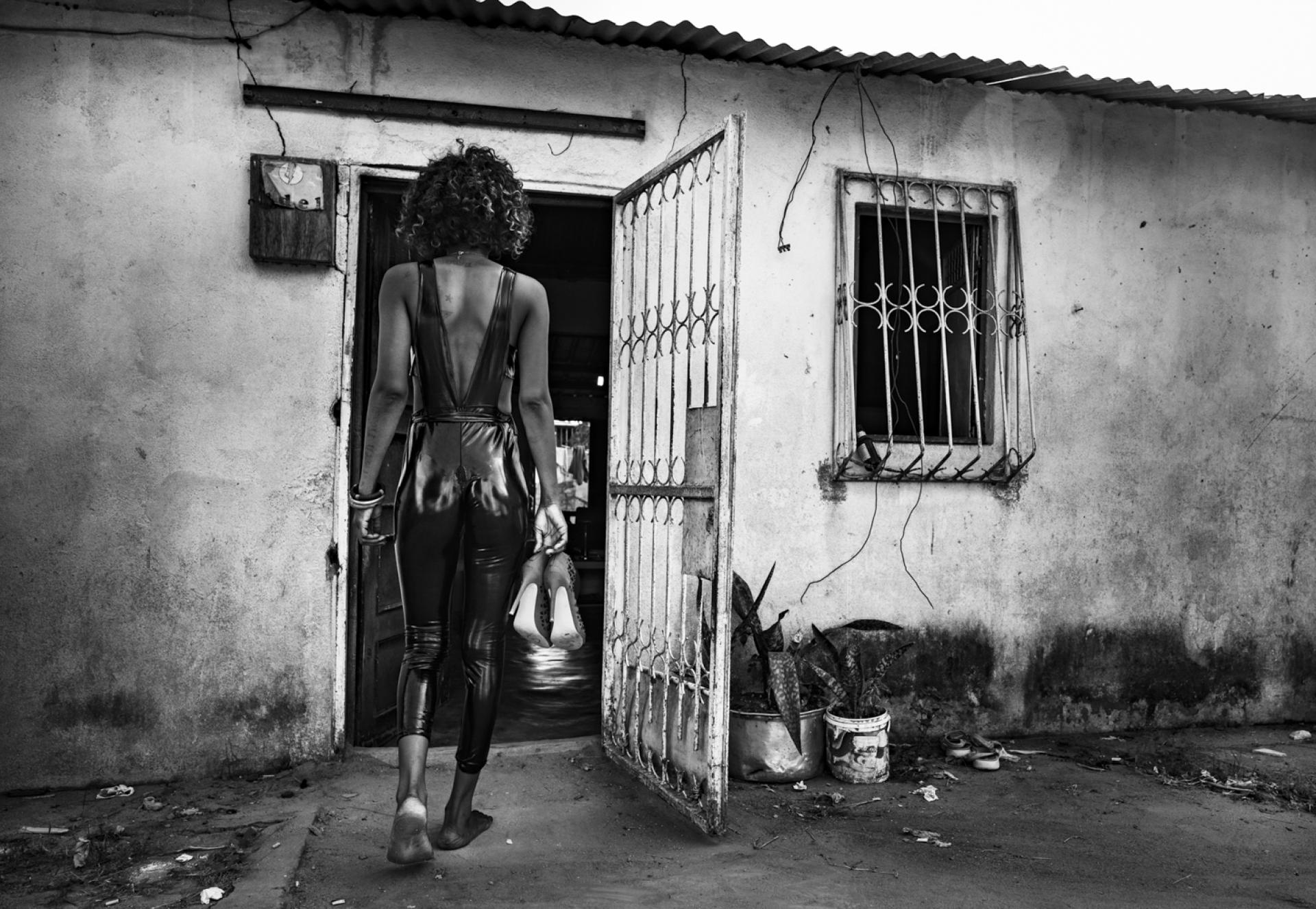 New York Photography Awards Winner - The true story of Gina